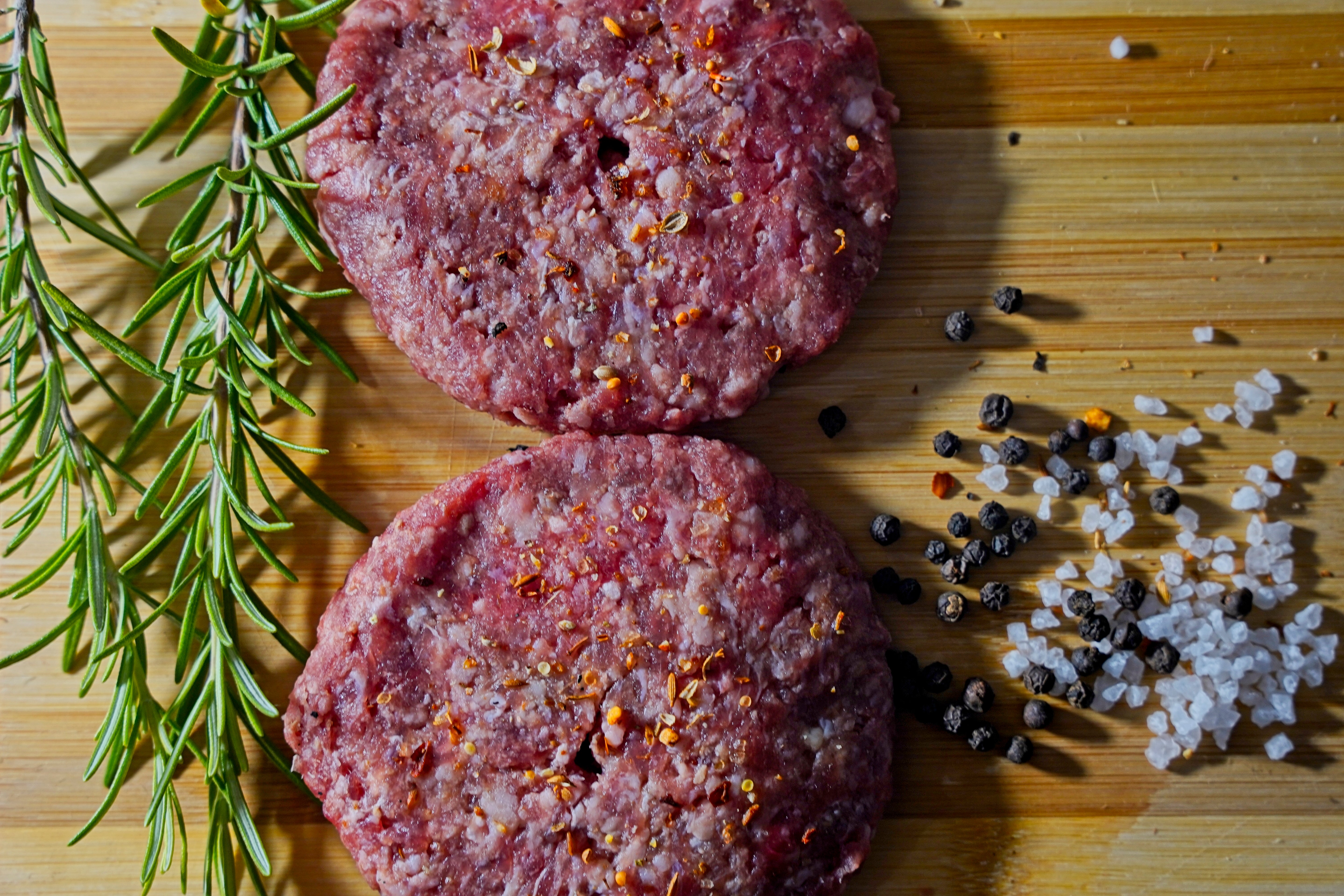 Royal Ankole Burgers 1kg (200g each)