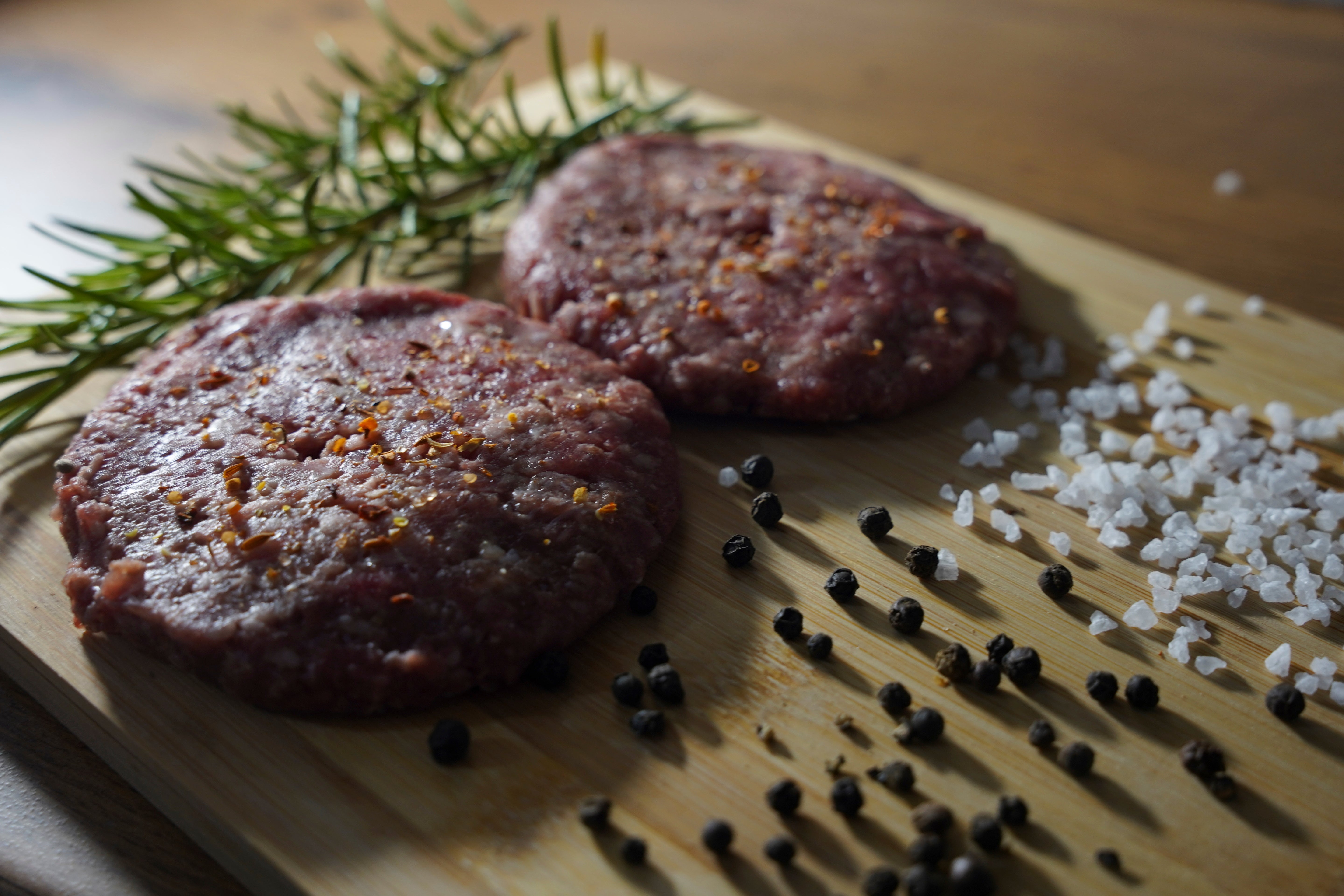 Royal Ankole Burgers 1kg (200g each)
