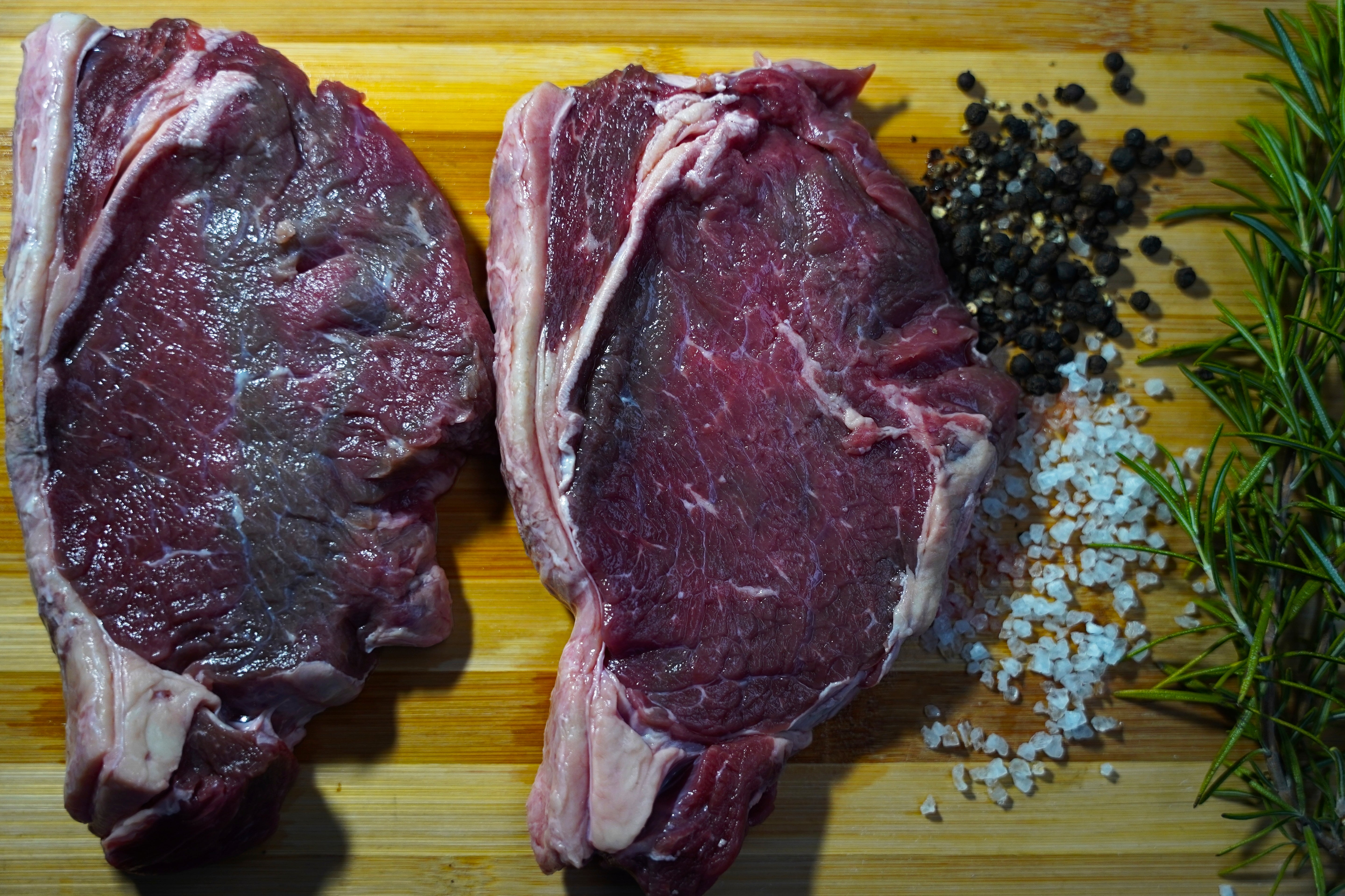 The 2 Best of The World - Wagyu + Ankole