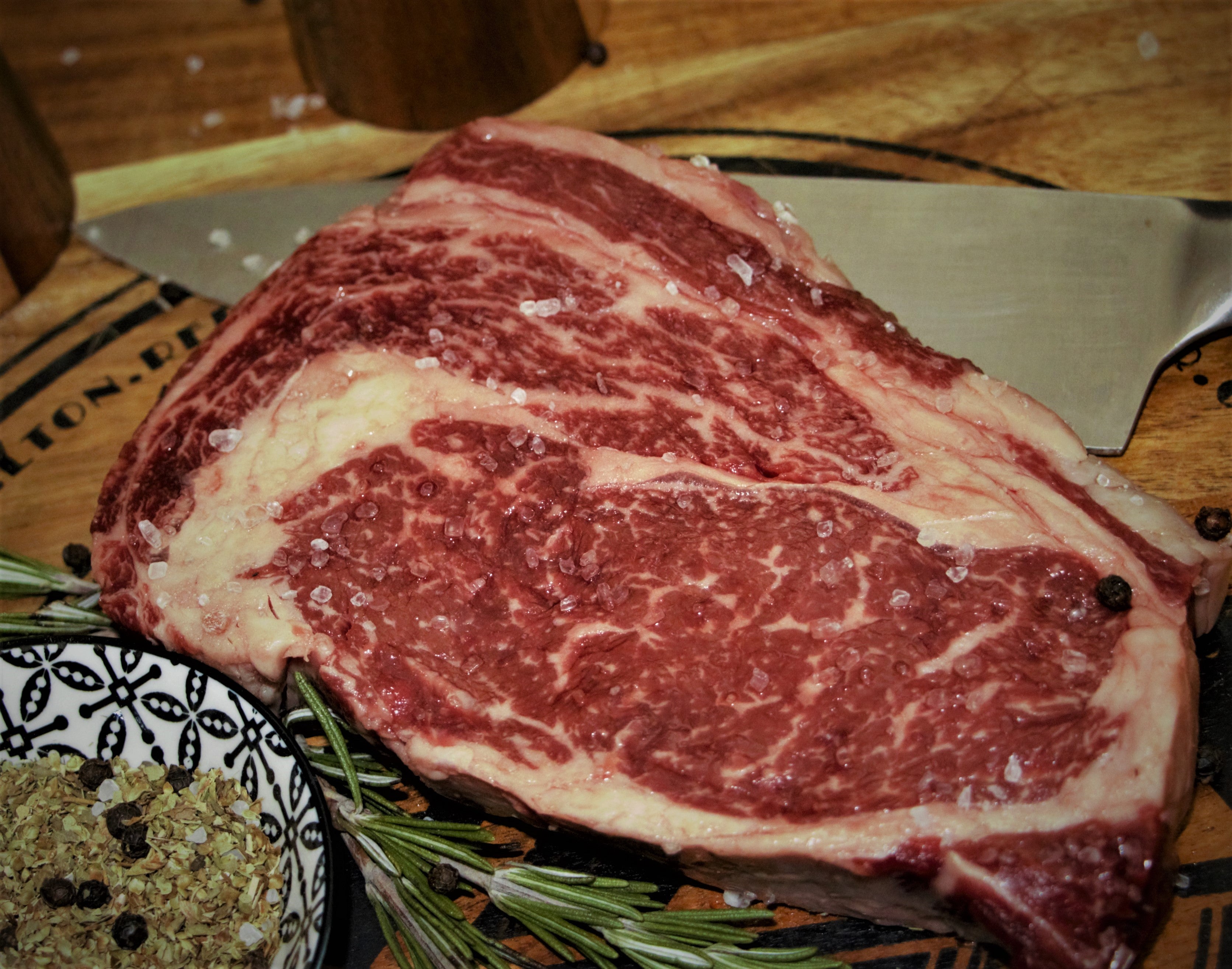 The 2 Best of The World - Wagyu + Ankole